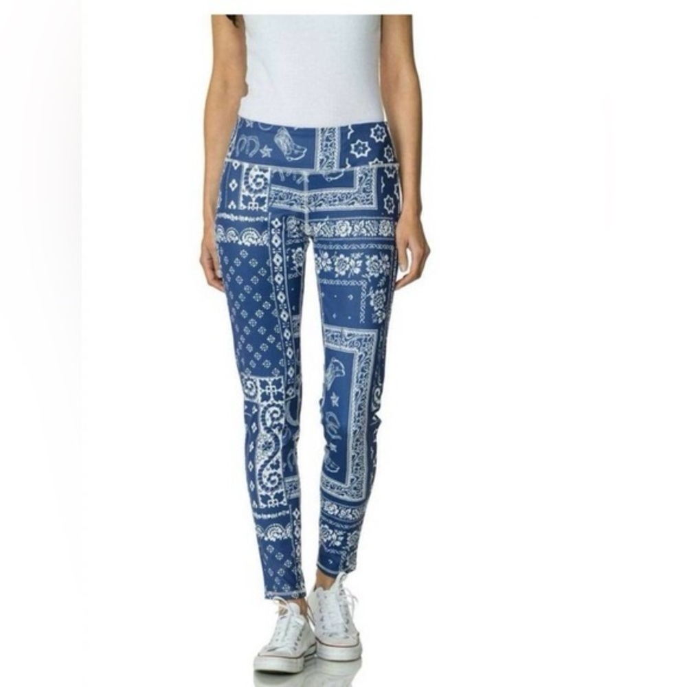 Double D Ranch Blue Bandana Print Stretch Leggings